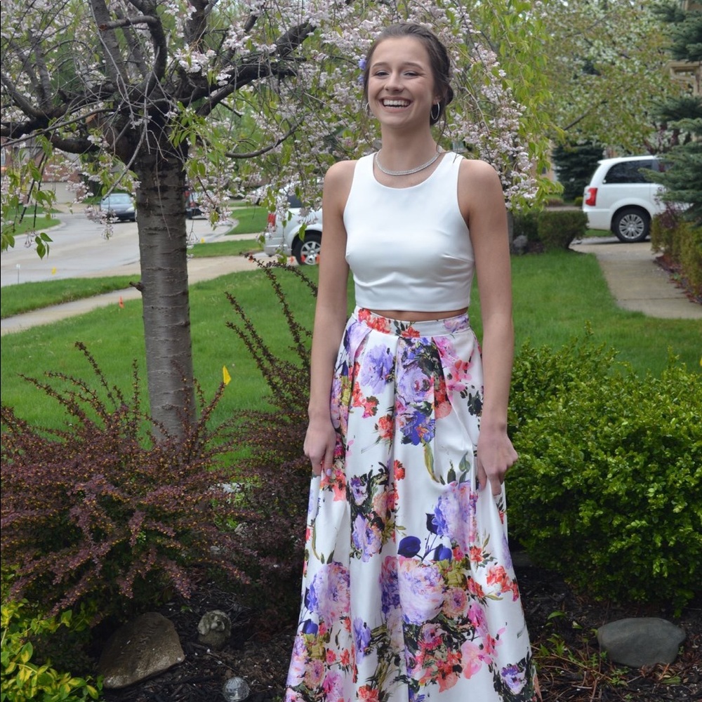 Homecoming / Prom Dress